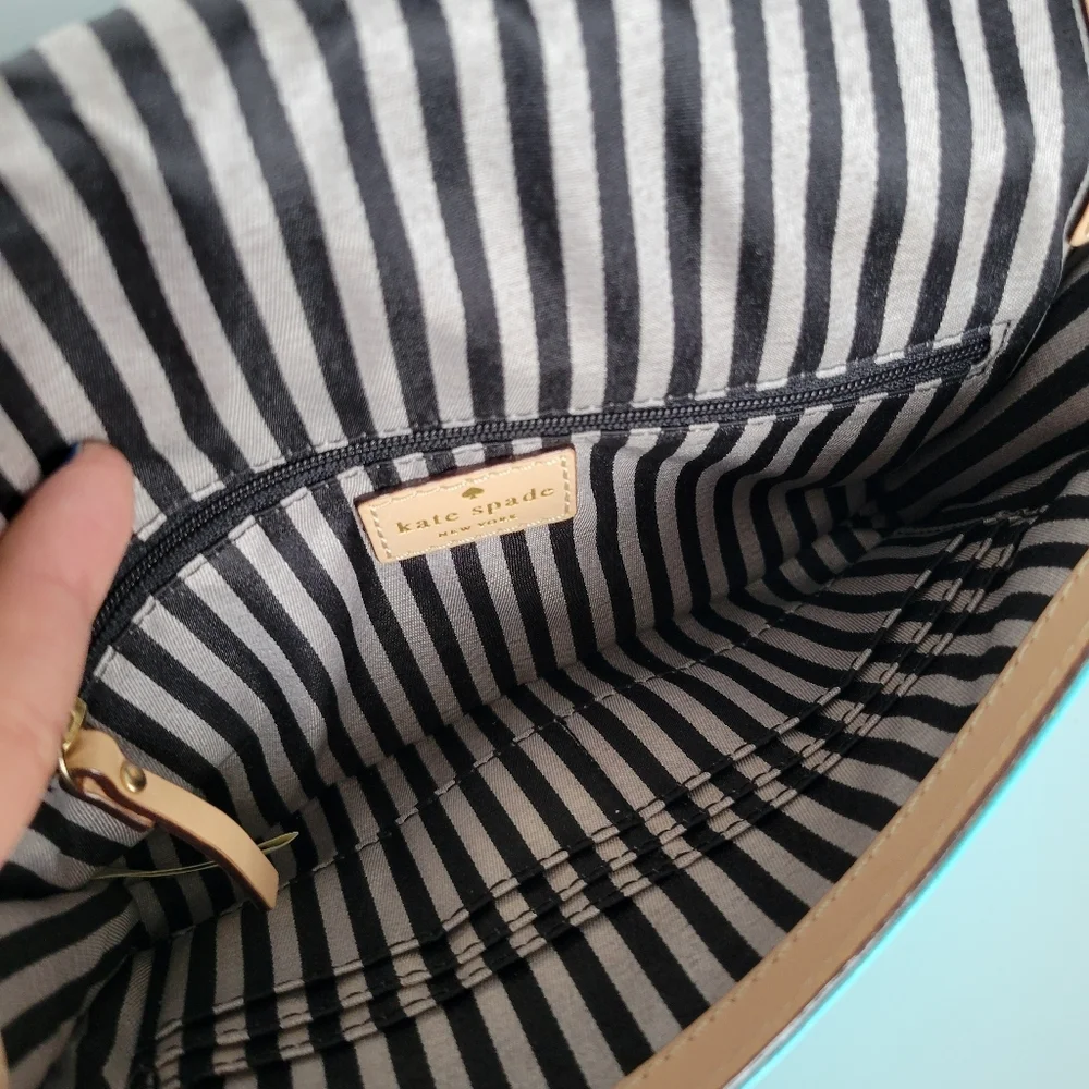 Kate Spade New York Crossbody Clutch Like New - Picture 9 of 12